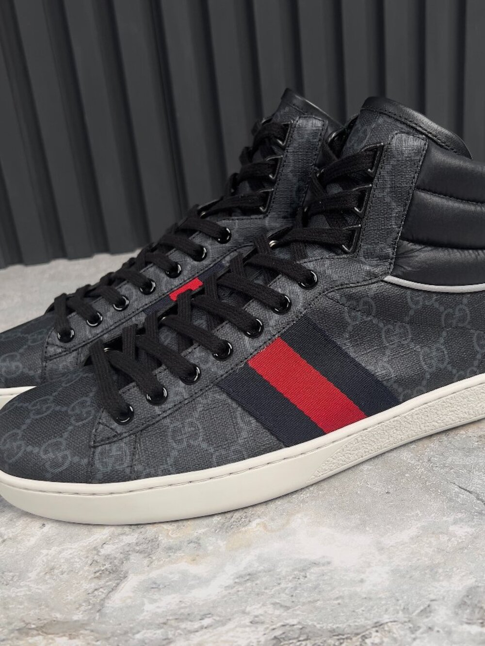 GUCCI Ace Web Supreme GG Monogram Sneakers Gray Leather 8.5 G or 9 US 42.5 EUR